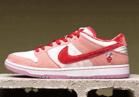 nike strange love sb